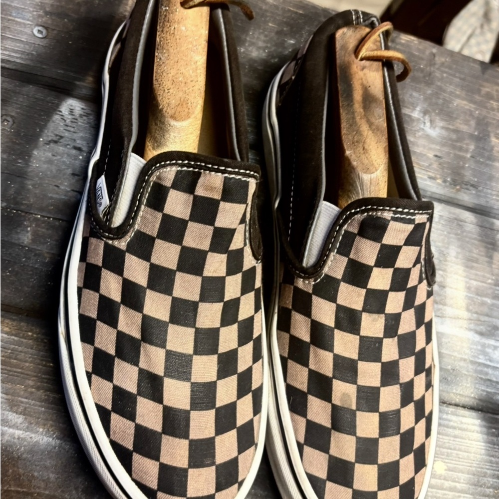 Vans Men's Black and Tan Checkered Slip-Ons 9.5 ready to wear